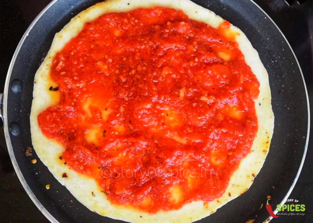 15-Minutes-NO-OVEN-NO-YEAST-Pizza_Story-Of-Spices